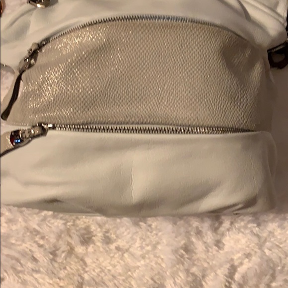 NWT B Makowsky Farrah Tote - Picture 4 of 8